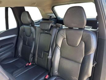 Volvo XC90 2.0 D5 PowerPulse Momentum 5dr AWD Geartronic
