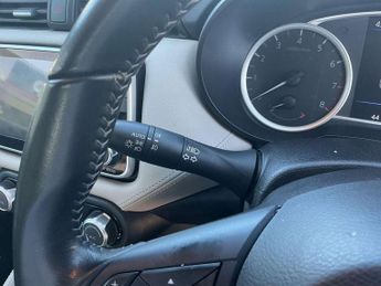 Nissan Micra 1.0 IG-T 100 Tekna 5dr Xtronic