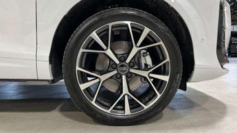 Audi Q3 1.5 e-Hybrid Launch Edition 5dr S Tronic