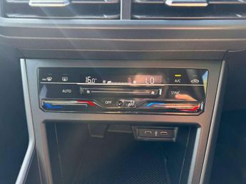 Volkswagen Polo 1.0 TSI R-Line 5dr DSG