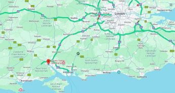 Toyota Yaris 1.5 Hybrid Red Bi-tone 5dr CVT