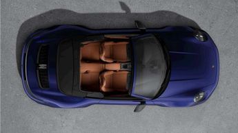 Porsche 911 GTS t-Hybrid 2dr PDK