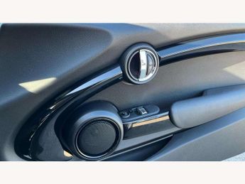 MINI Hatchback 1.5 Cooper II 3dr Auto