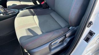 Toyota Yaris 1.5 Hybrid GR Sport 5dr CVT