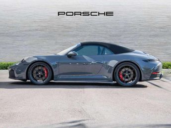 Porsche 911 GTS t-Hybrid 2dr PDK