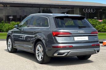 Audi Q7 50 TDI Quattro S Line 5dr Tiptronic