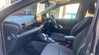 Toyota Yaris 1.5 Hybrid Design 5dr CVT