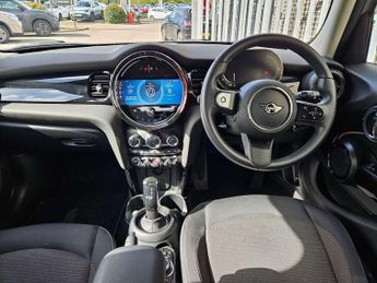 MINI Hatchback 5dr 1.5 Cooper Classic 5dr Auto