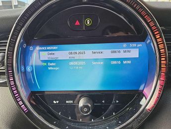 MINI Hatchback 5dr 1.5 Cooper Classic 5dr Auto