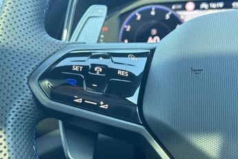 Volkswagen T-Roc 2.0 TSI 300 4MOTION R Black Edition 5dr DSG