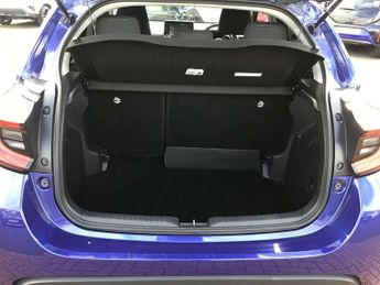Toyota Yaris 1.5 Hybrid Design 5dr CVT