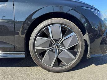 Volkswagen Golf 1.5 eTSI 150 Black Edition 5dr DSG