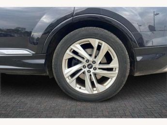 Audi Q7 55 TFSI e Quattro S Line 5dr Tiptronic