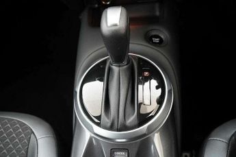 Nissan Juke 1.6 Hybrid N-Connecta 5dr Auto
