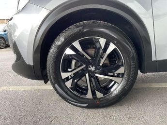 Peugeot 2008 1.2 PureTech 130 Allure Premium+ 5dr EAT8