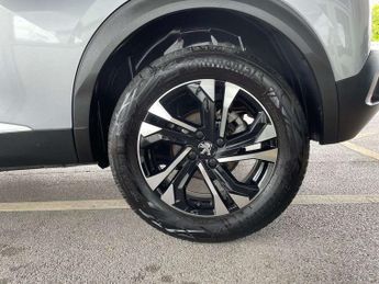 Peugeot 2008 1.2 PureTech 130 Allure Premium+ 5dr EAT8