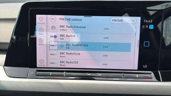 Volkswagen Golf 1.0 eTSI Life 5dr DSG