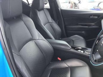 Toyota C-HR 1.8 Hybrid Design 5dr CVT