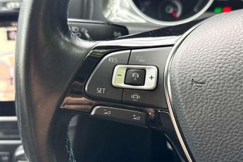 Volkswagen e-Golf 99kW e-Golf 35kWh 5dr Auto
