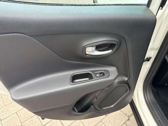 Jeep Renegade 1.5 e-Hybrid Limited 5dr DCT