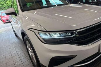 Volkswagen Tiguan 2.0 TDI Life 5dr DSG