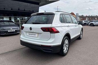 Volkswagen Tiguan 2.0 TDI Life 5dr DSG