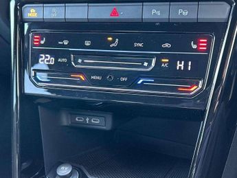 Volkswagen T-Roc 2.0 TDI 150 EVO R-Line 5dr DSG