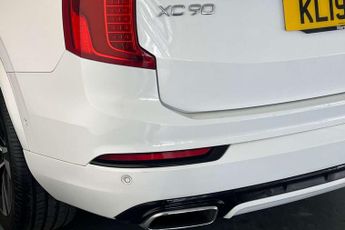 Volvo XC90 2.0 B5D [235] R DESIGN 5dr AWD Geartronic
