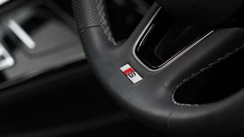 Audi A4 Avant 40 TFSI 204 S Line 5dr S Tronic