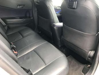 Toyota C-HR 1.8 Hybrid Dynamic 5dr CVT