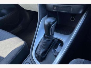 Toyota Yaris 1.5 Hybrid Design 5dr CVT