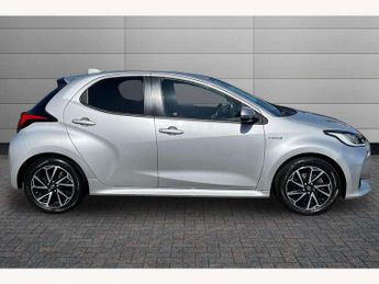 Toyota Yaris 1.5 Hybrid Design 5dr CVT