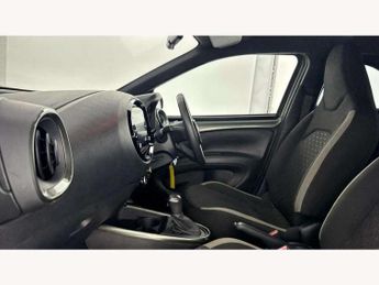 Toyota Aygo X 1.0 VVT-i Edge 5dr Auto