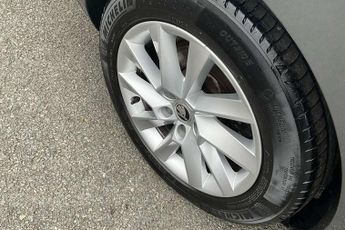Skoda Superb Estate 1.4 TSI iV SE Technology DSG 5dr