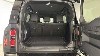Land Rover Defender 2.0 P400e X-Dynamic HSE 110 5dr Auto