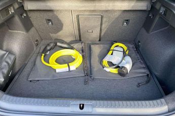 Cupra Formentor 1.5 eHybrid 204 V2 5dr DSG