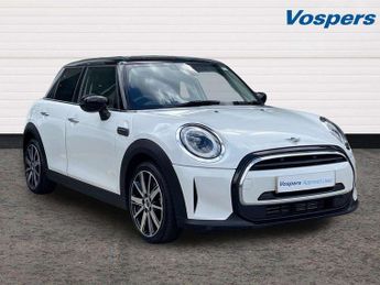 MINI Hatch 1.5 Cooper Classic 5dr Auto [Comfort/Nav Pack]