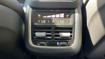 Volvo XC60 2.0 B5P Plus Dark 5dr AWD Geartronic