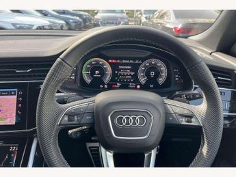 Audi Q8 3.0 TFSI e Quattro 394 Black Edition 5dr Tiptronic