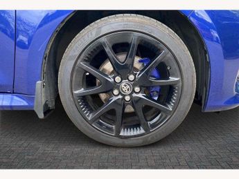 Toyota Yaris 1.5 Hybrid Dynamic 5dr CVT