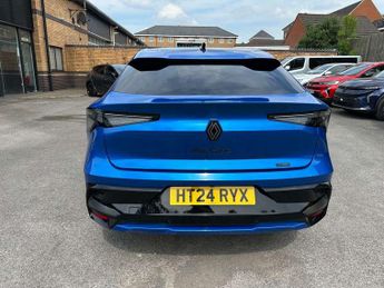 Renault Rafale E-Tech FHEV Techno Esprit Alpine 5dr Auto 4C