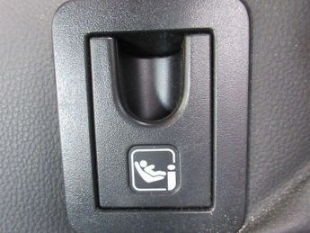 Toyota Corolla 2.0 VVT-i Hybrid Design 5dr CVT