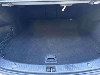 Mercedes-Benz E-Class E220d AMG Line Edition Premium 4dr 9G-Tronic