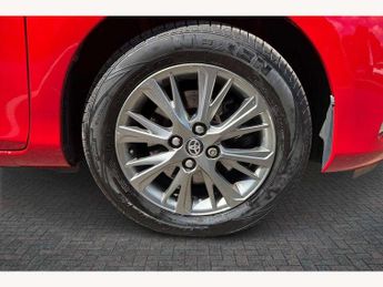 Toyota Yaris 1.5 Hybrid Icon 5dr CVT