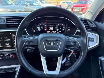 Audi Q3 35 TFSI Technik 5dr S Tronic
