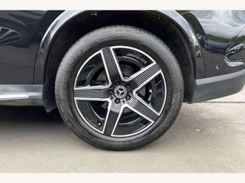 Mercedes-Benz GLC GLC 300 4Matic AMG Line 5dr 9G-Tronic