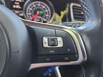 Volkswagen Golf 1.5 TSI EVO 150 R-Line Edition 5dr DSG