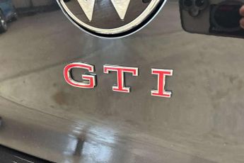 Volkswagen Golf 2.0 TSI 265 GTI 5dr DSG