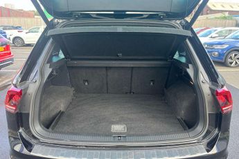 Volkswagen Tiguan 2.0 TDi 150 R-Line Tech 5dr DSG