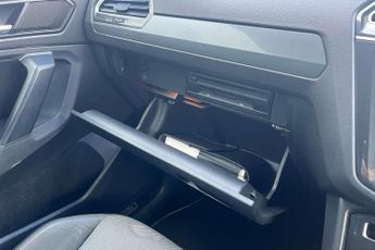 Volkswagen Tiguan 2.0 TDi 150 R-Line Tech 5dr DSG